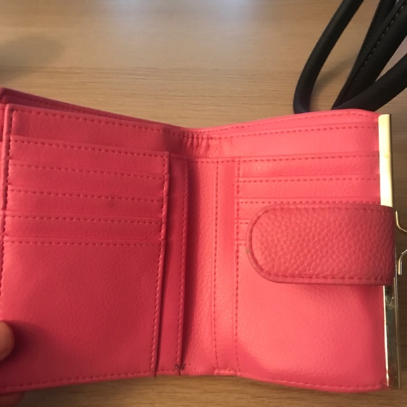 Wallet - Picture 3 of 4